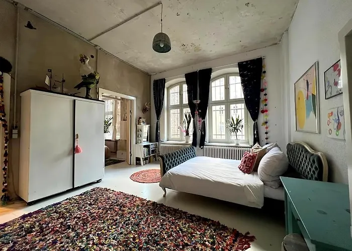 דירה Artisanal Warehouse Conversion